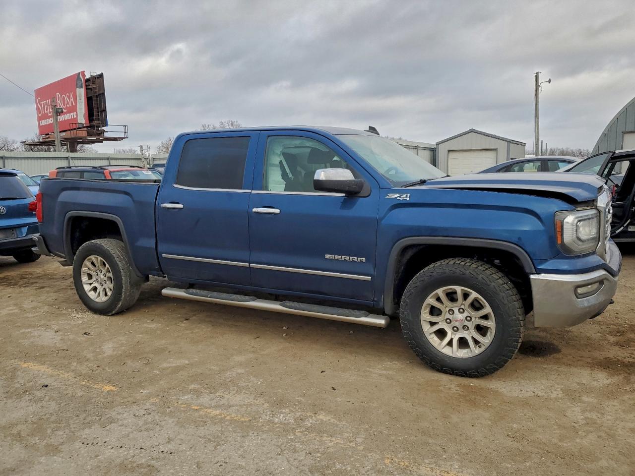 2017 GMC SIERRA K1500 SLE photo 4
