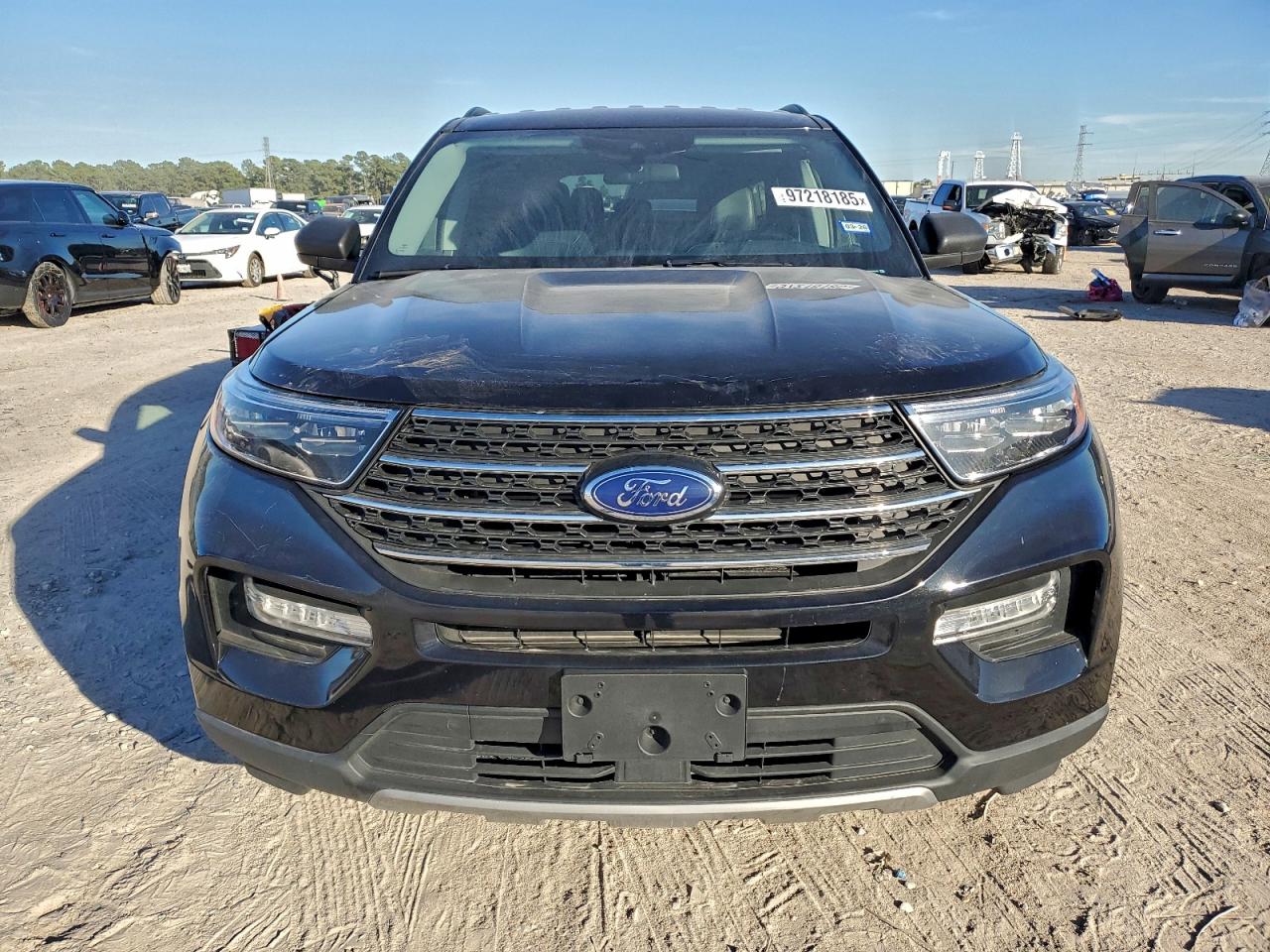 2023 FORD EXPLORER XLT photo 9