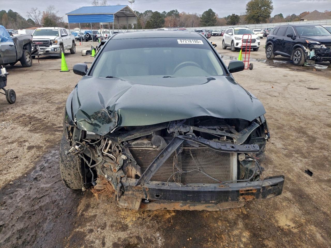 2011 TOYOTA CAMRY BASE photo 9