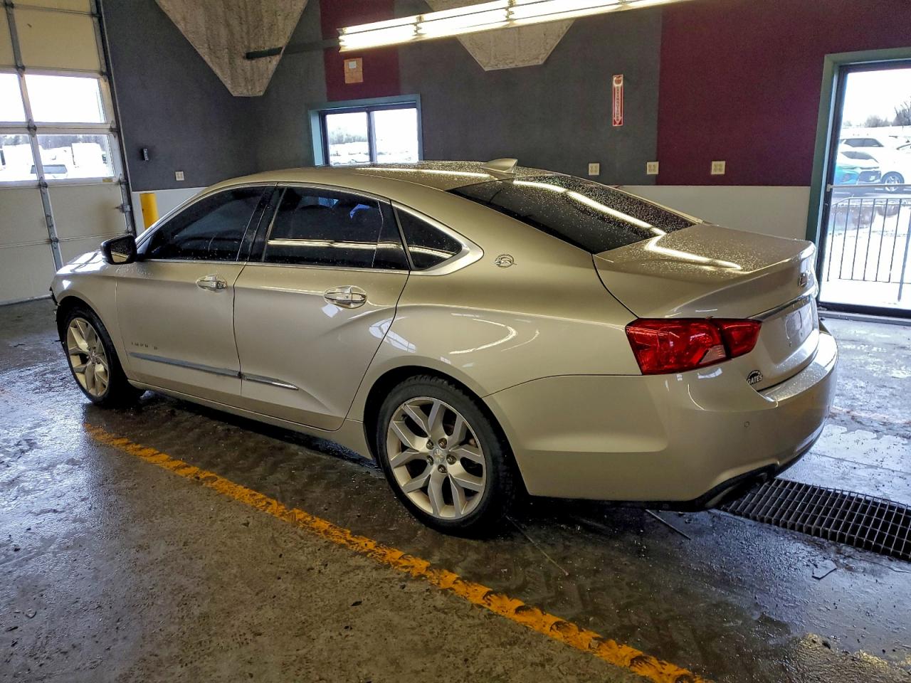 2015 CHEVROLET IMPALA LTZ photo 3