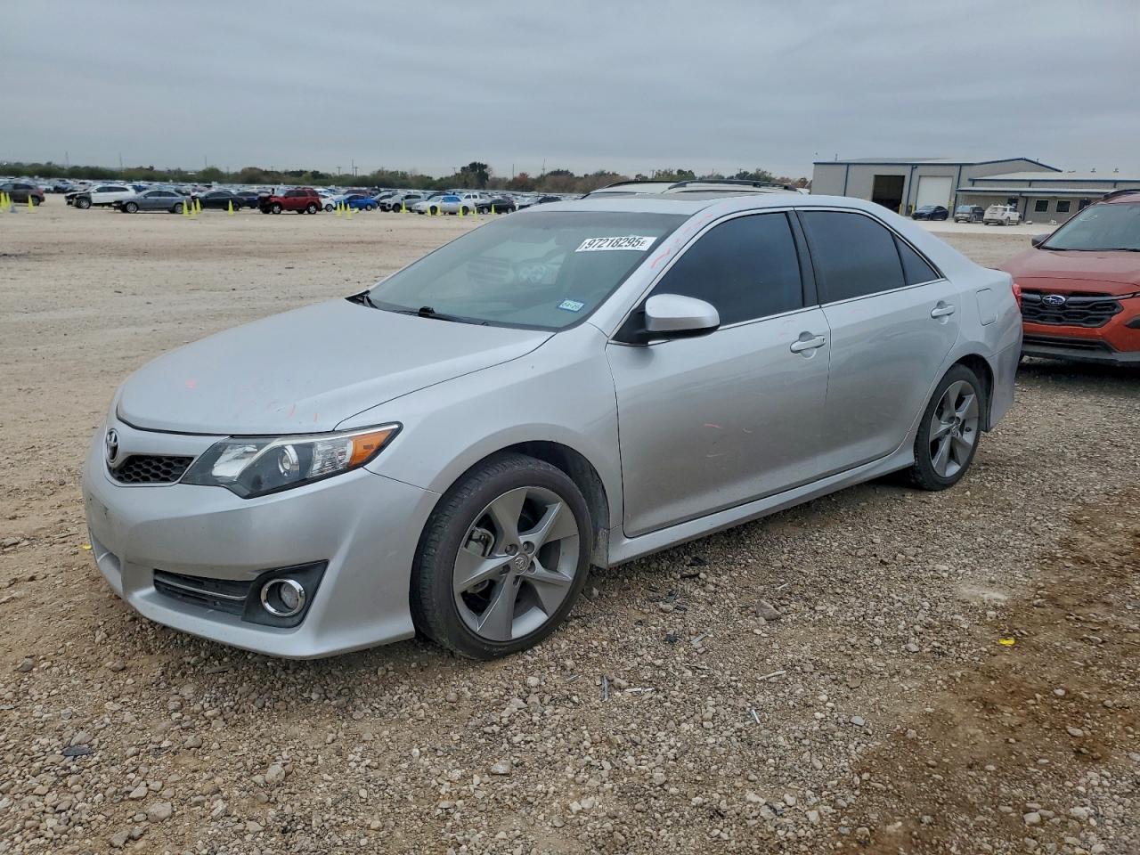 2014 TOYOTA CAMRY L photo 2