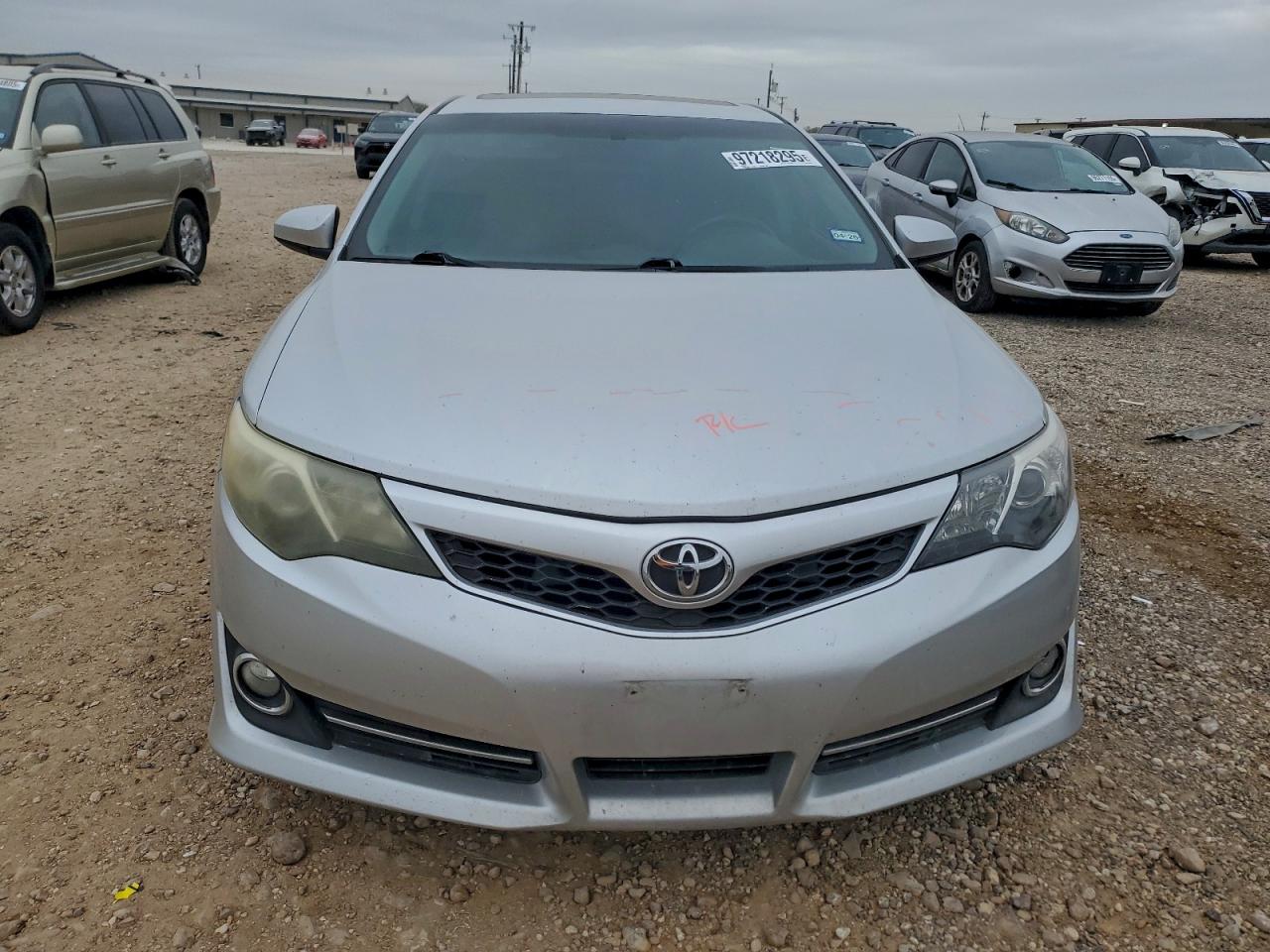 2014 TOYOTA CAMRY L photo 9