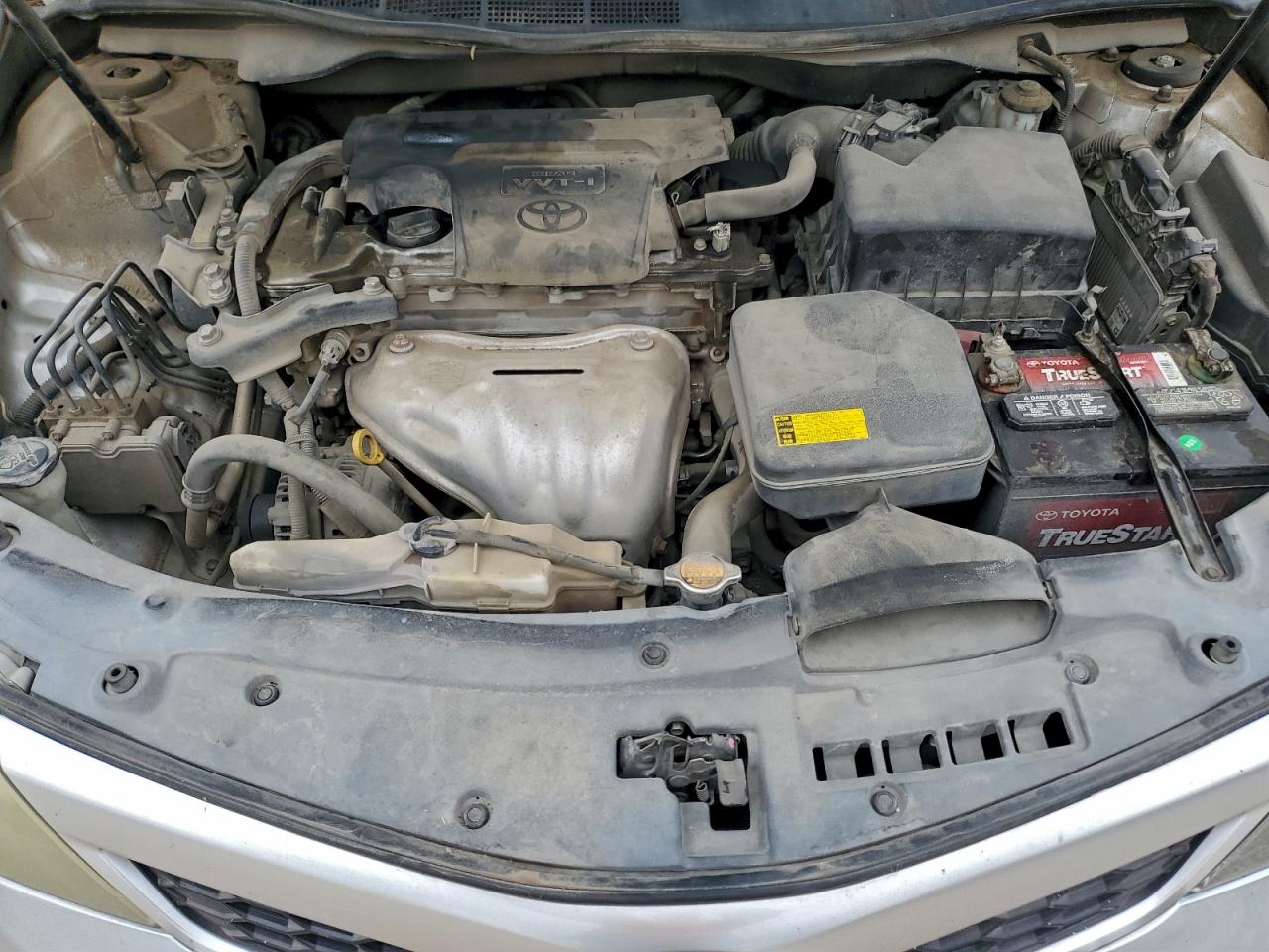 2014 TOYOTA CAMRY L photo 21