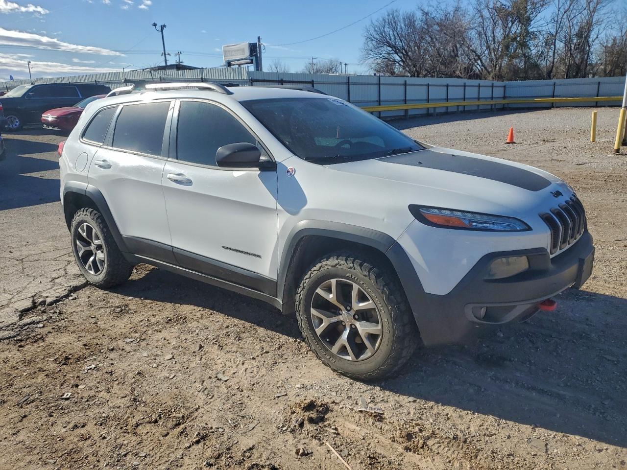 2016 JEEP CHEROKEE TRAILHAWK photo 4