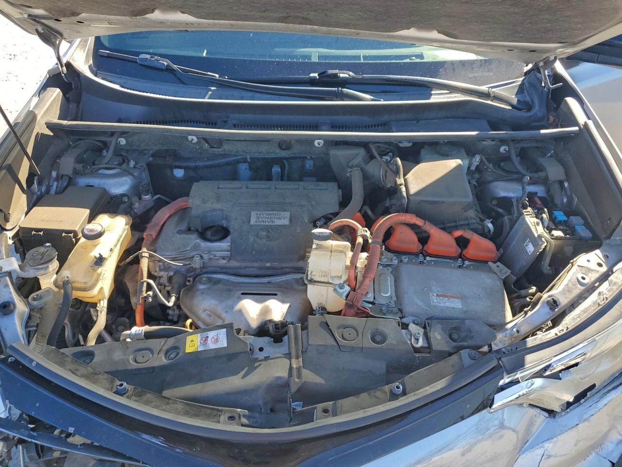 2018 TOYOTA RAV4 HV SE photo 23