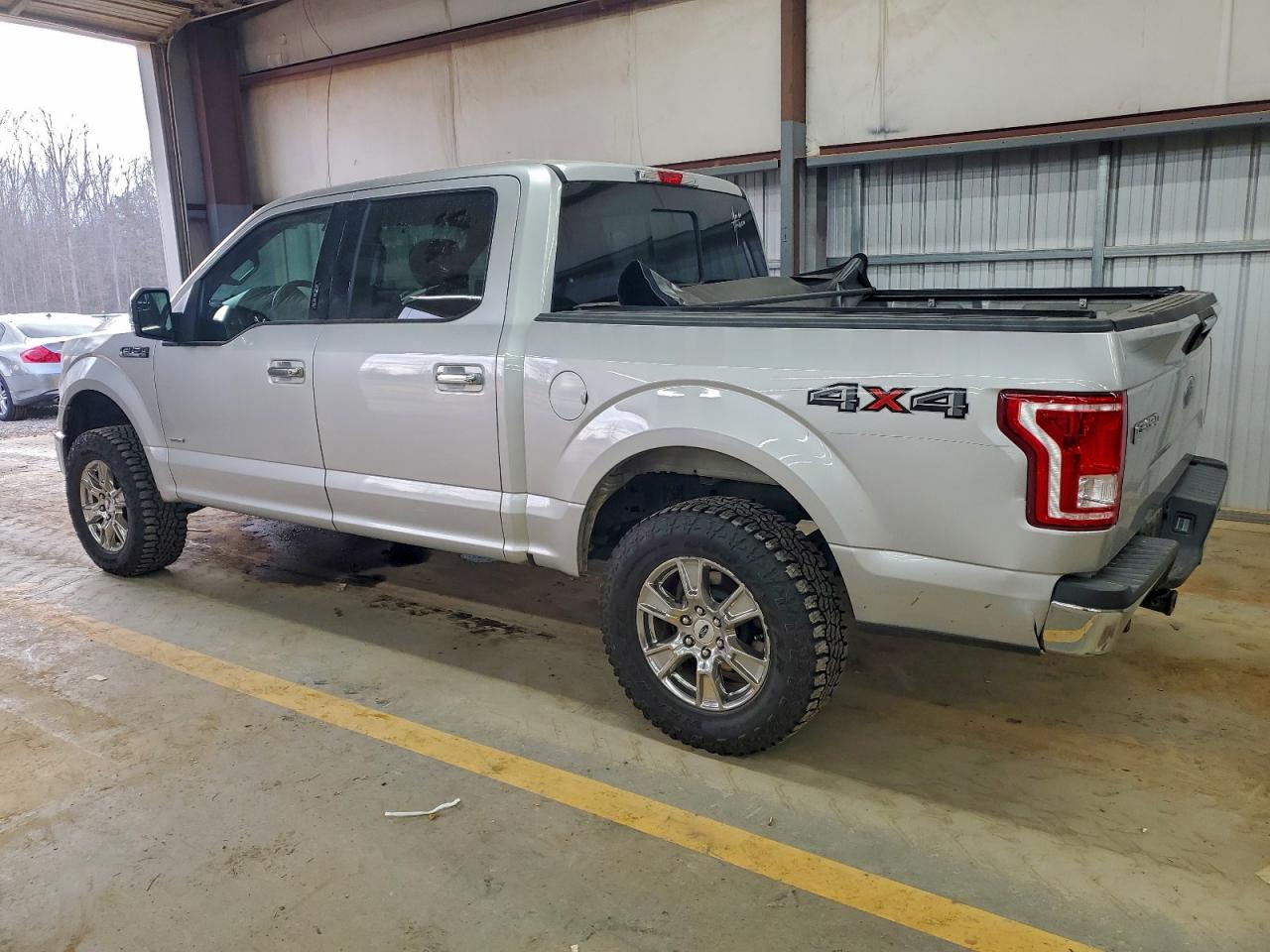 2017 FORD F150 SUPERCREW photo 2