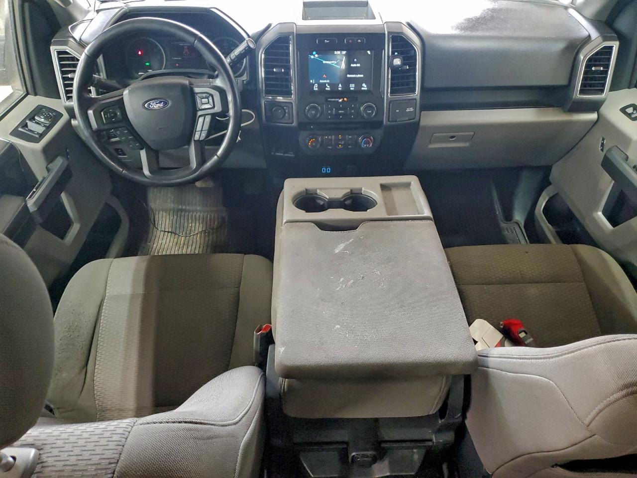 2017 FORD F150 SUPERCREW photo 8