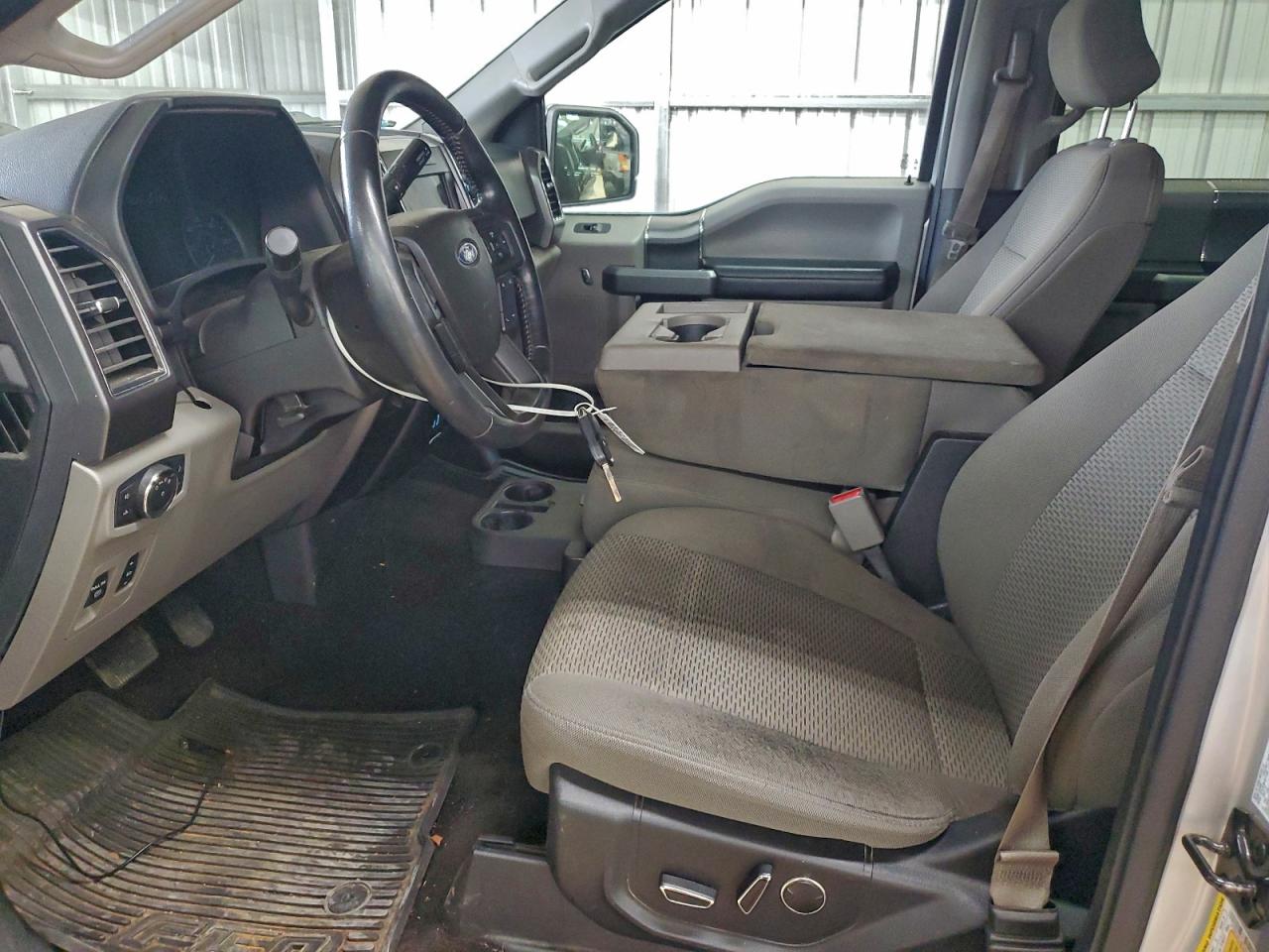 2017 FORD F150 SUPERCREW photo 7