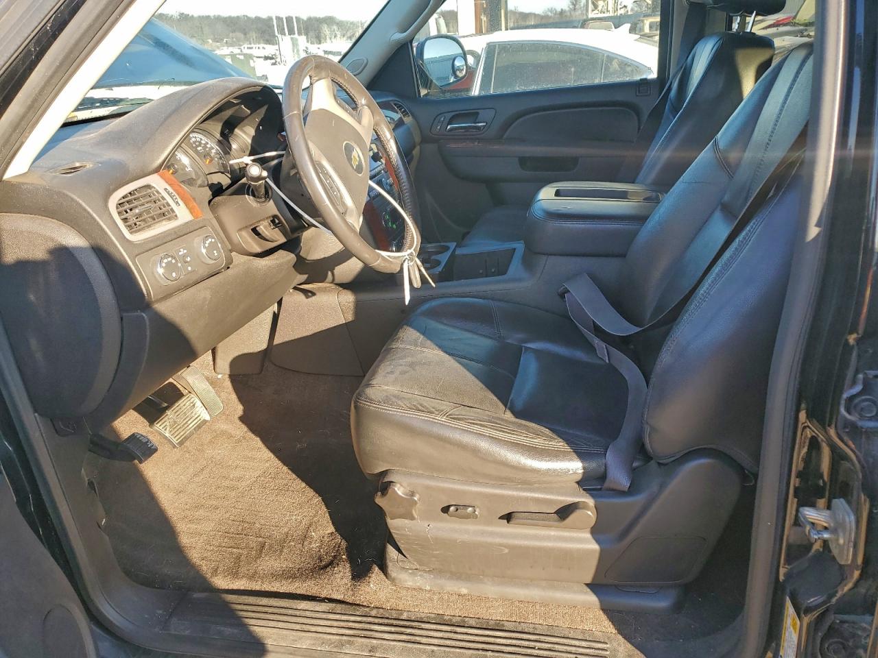 2013 CHEVROLET SUBURBAN K1500 LT photo 7