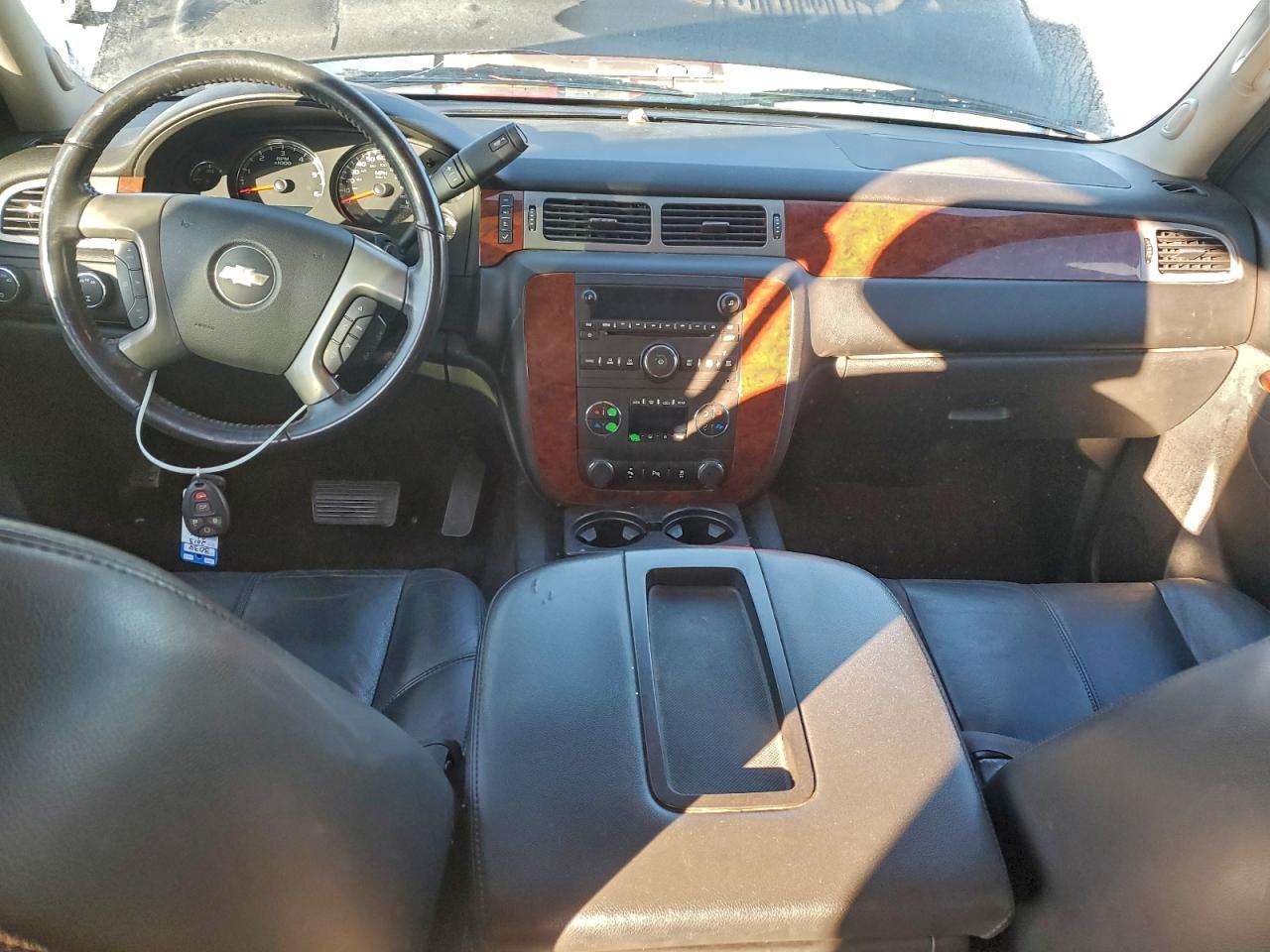2013 CHEVROLET SUBURBAN K1500 LT photo 8