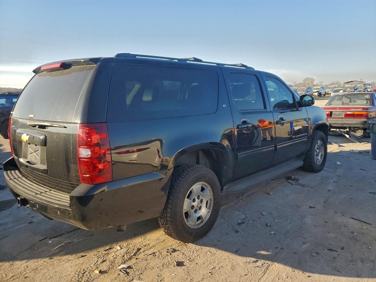 2013 CHEVROLET SUBURBAN K1500 LT photo 3