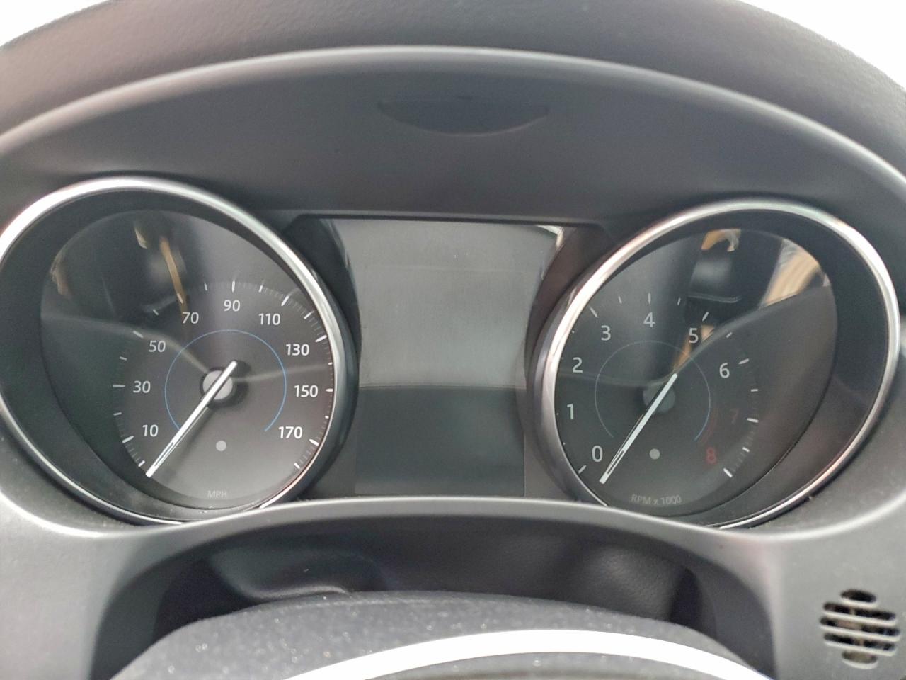 2017 JAGUAR XE PREMIUM photo 9