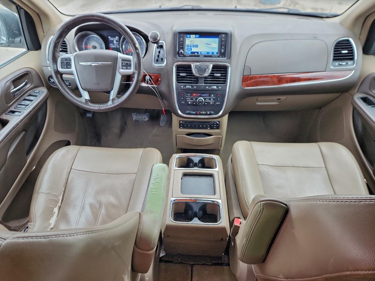 2012 CHRYSLER TOWN & COUNTRY TOURING L photo 22
