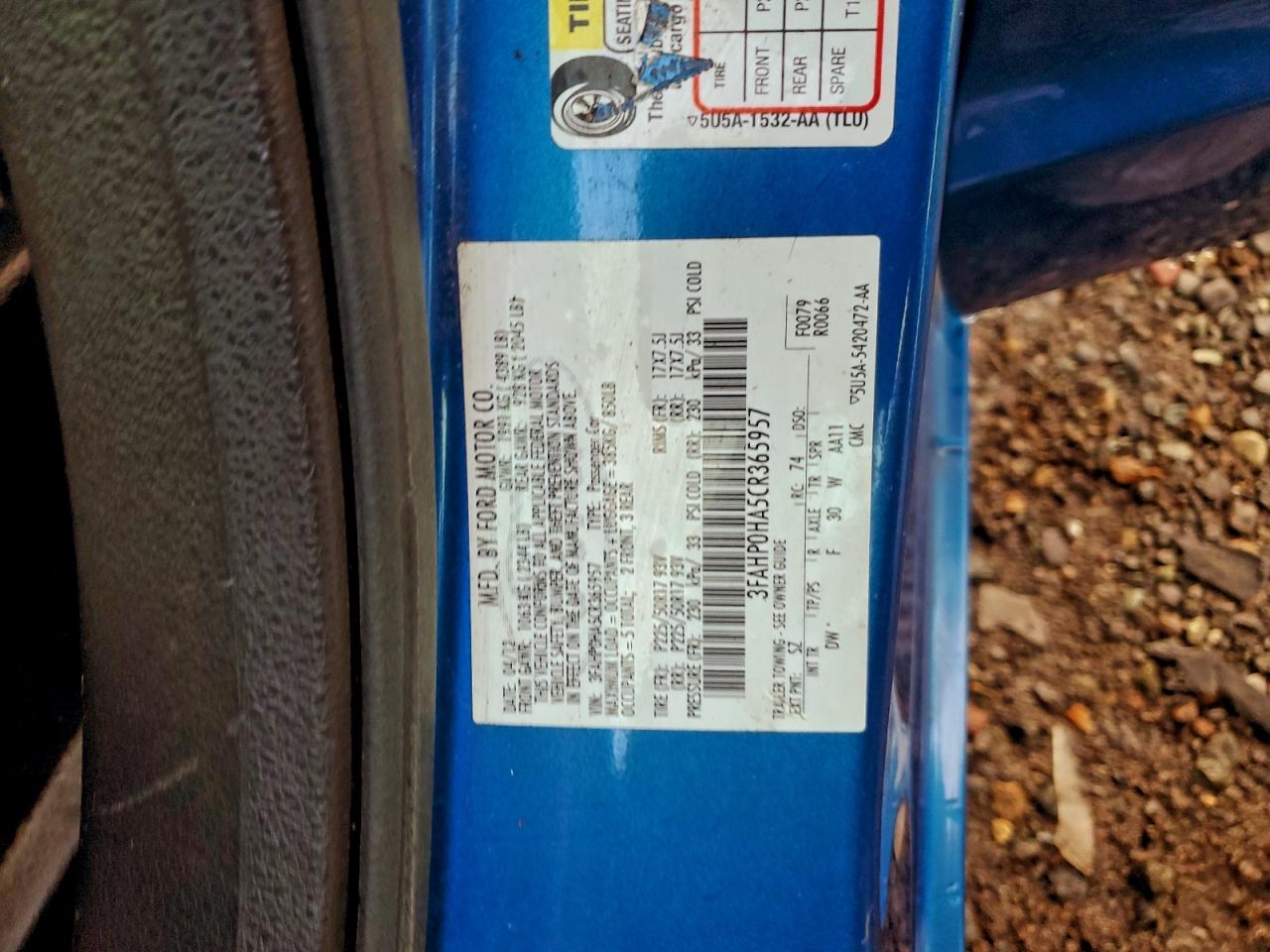 2012 FORD FUSION SE photo 12