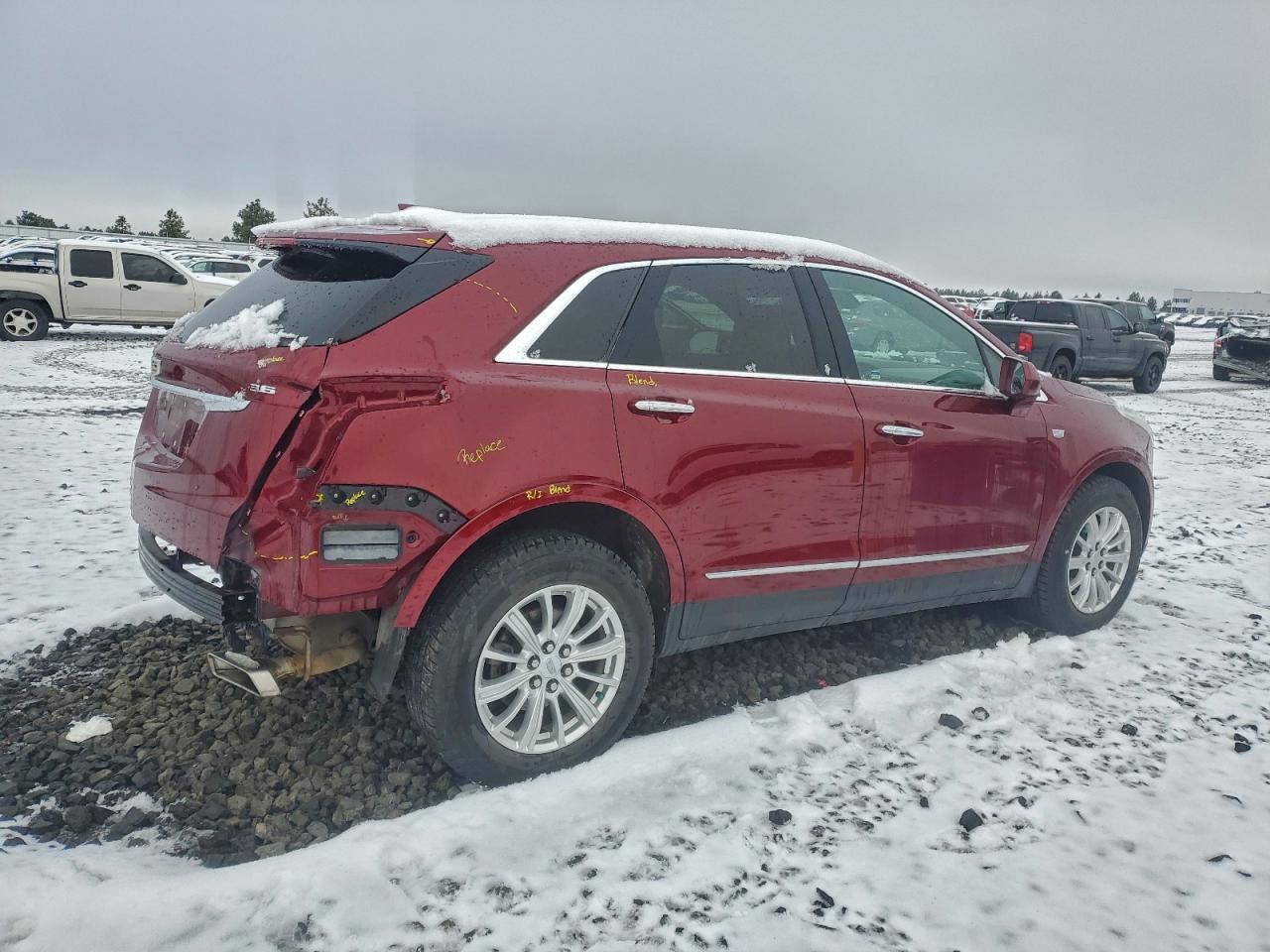 2017 CADILLAC XT5 photo 3