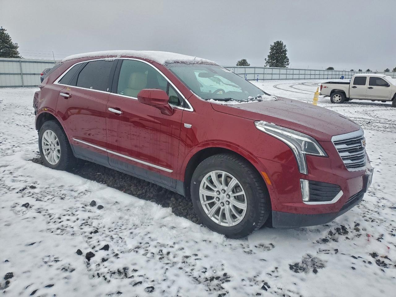 2017 CADILLAC XT5 photo 4