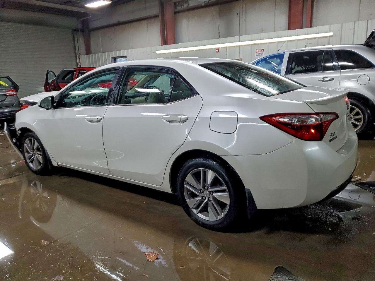 2014 TOYOTA COROLLA LE ECO PLUS photo 2