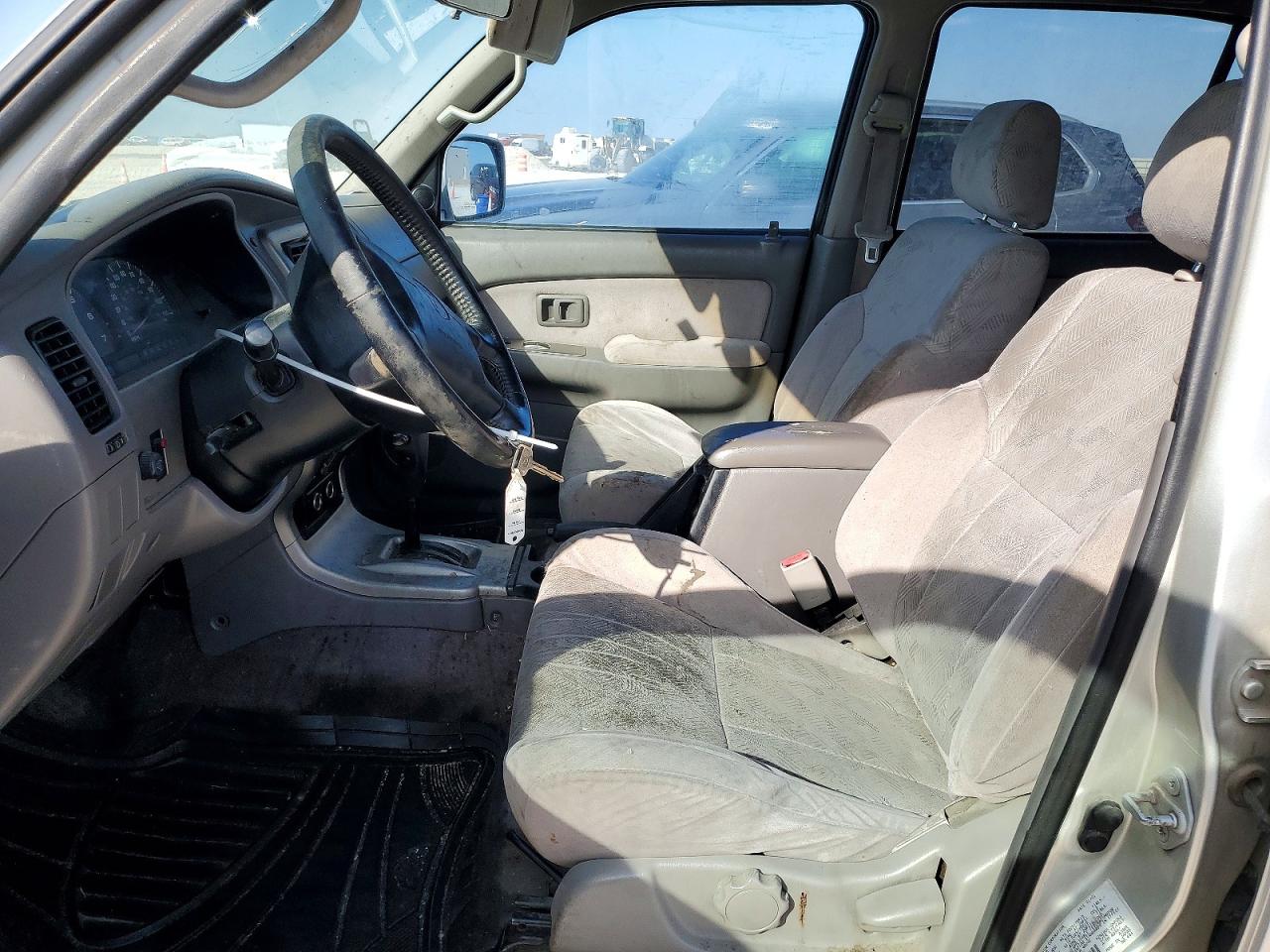 2001 TOYOTA 4RUNNER SR5 photo 19
