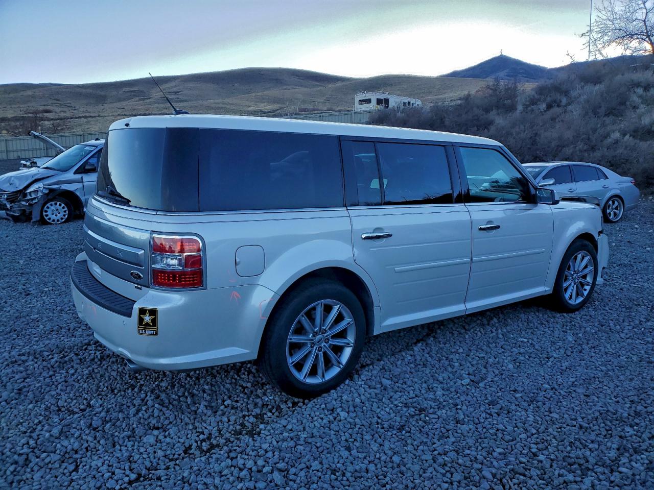 2015 FORD FLEX LIMITED photo 5
