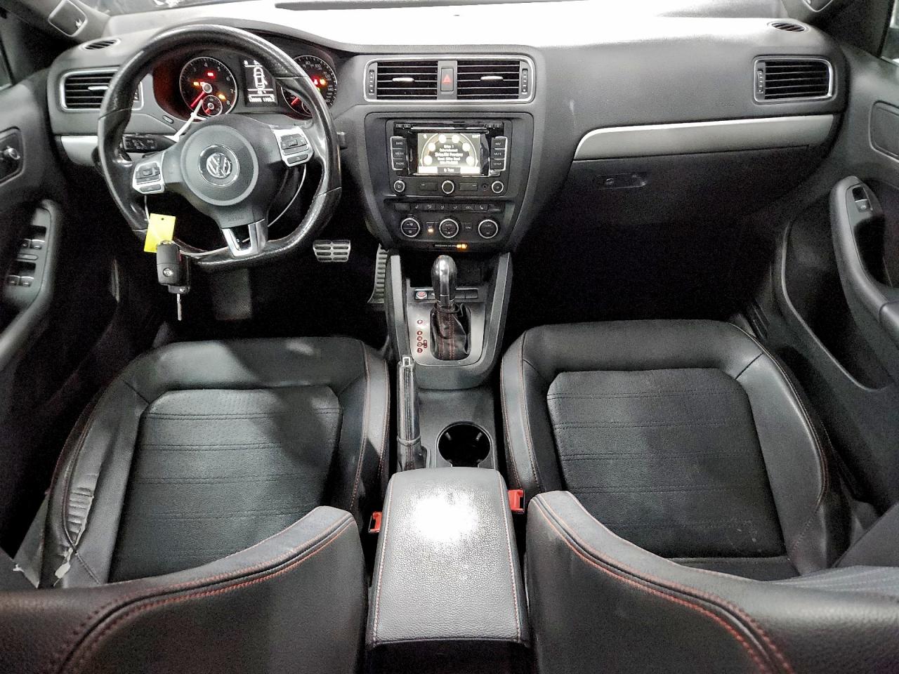 2013 VOLKSWAGEN JETTA GLI photo 22