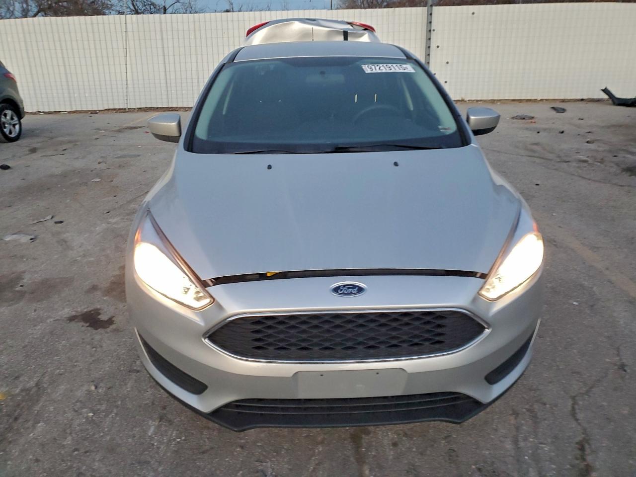 2018 FORD FOCUS SE photo 5