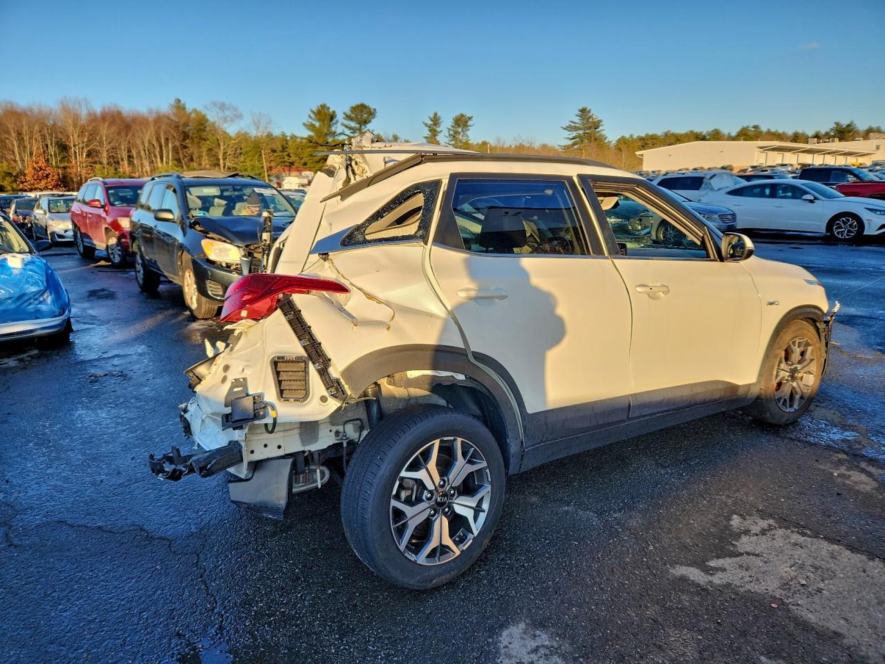 2021 KIA SELTOS EX photo 5