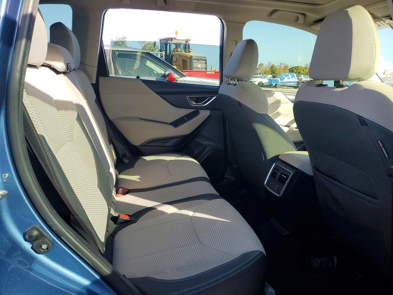 2020 SUBARU FORESTER PREMIUM photo 31