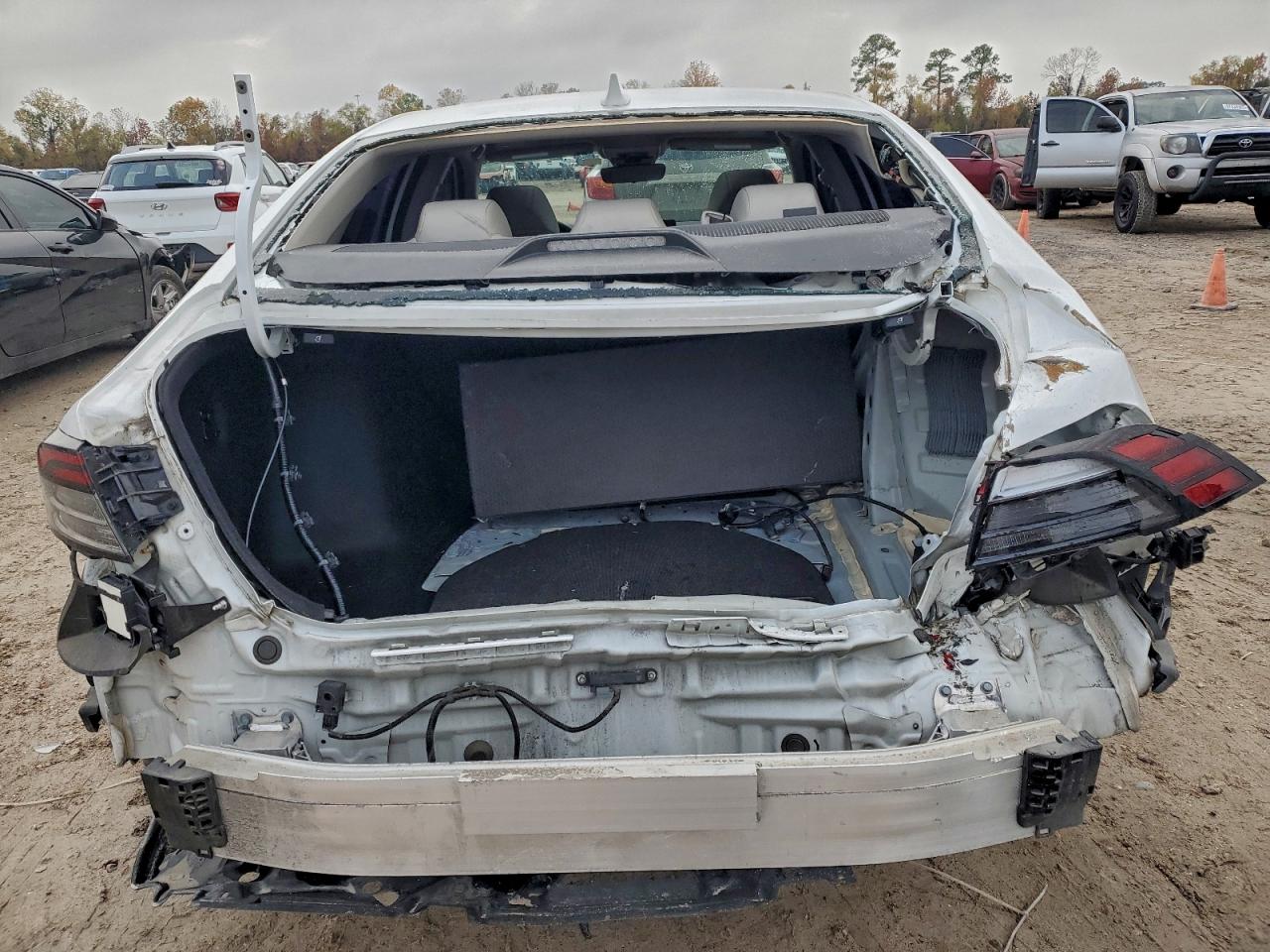 2024 HONDA ACCORD HYBRID EXL photo 6
