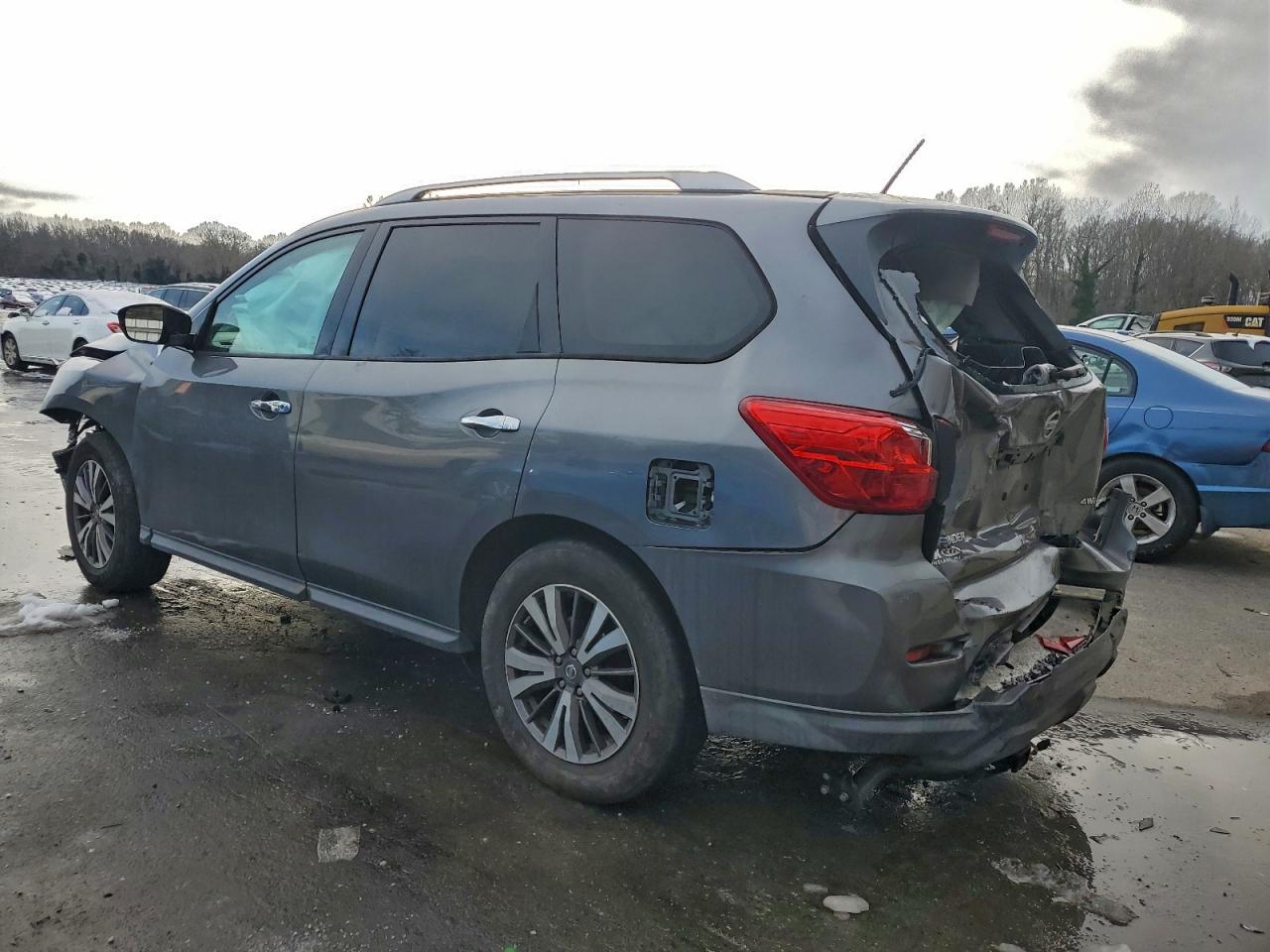 2017 NISSAN PATHFINDER S photo 4