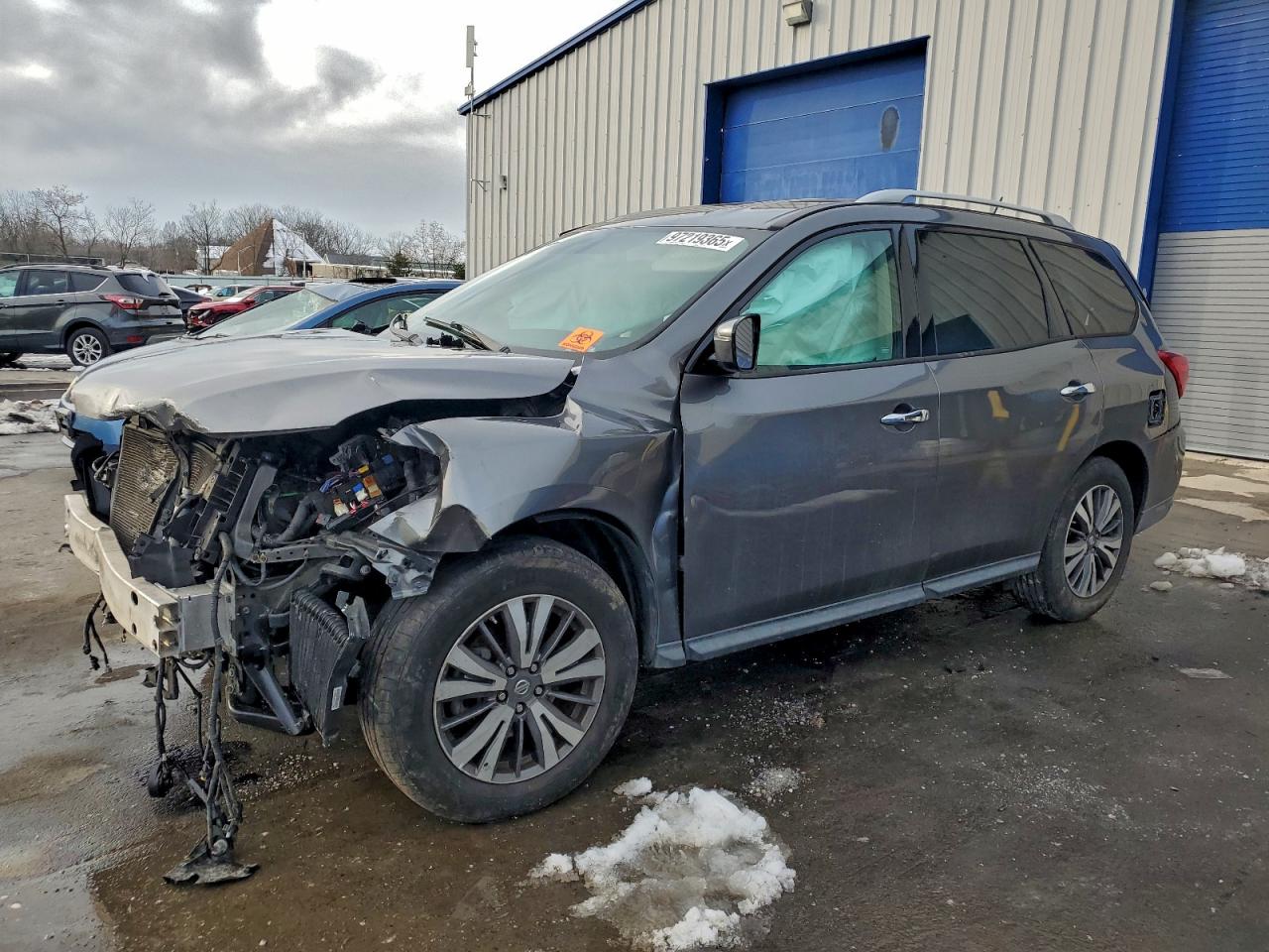 2017 NISSAN PATHFINDER
