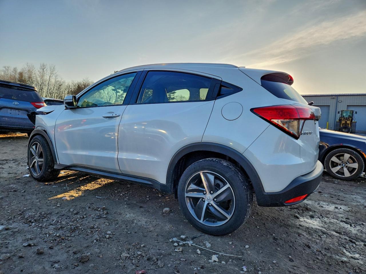2021 HONDA HR-V EX photo 3