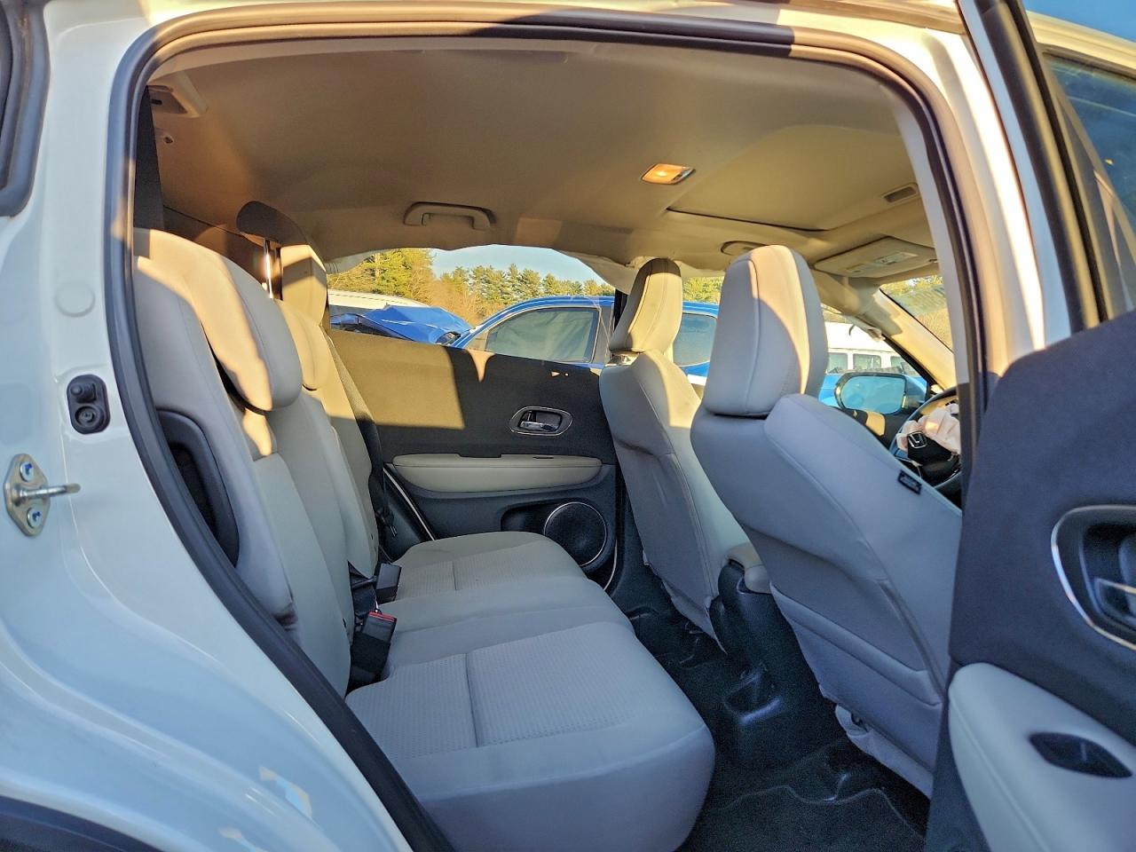 2021 HONDA HR-V EX photo 21