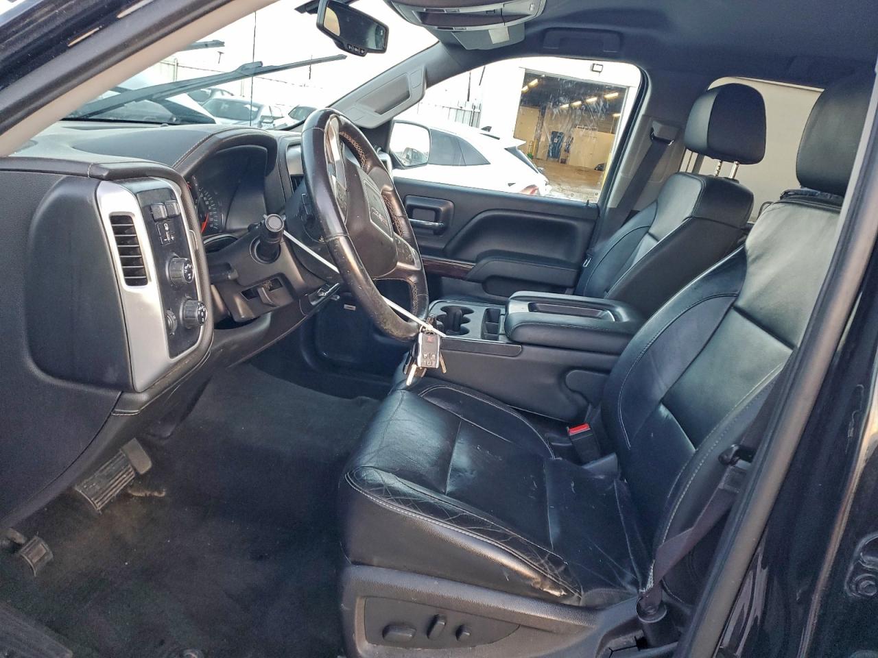 2017 GMC SIERRA K1500 SLT photo 19