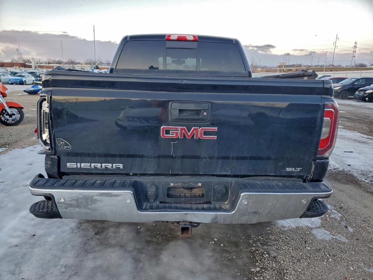 2017 GMC SIERRA K1500 SLT photo 16