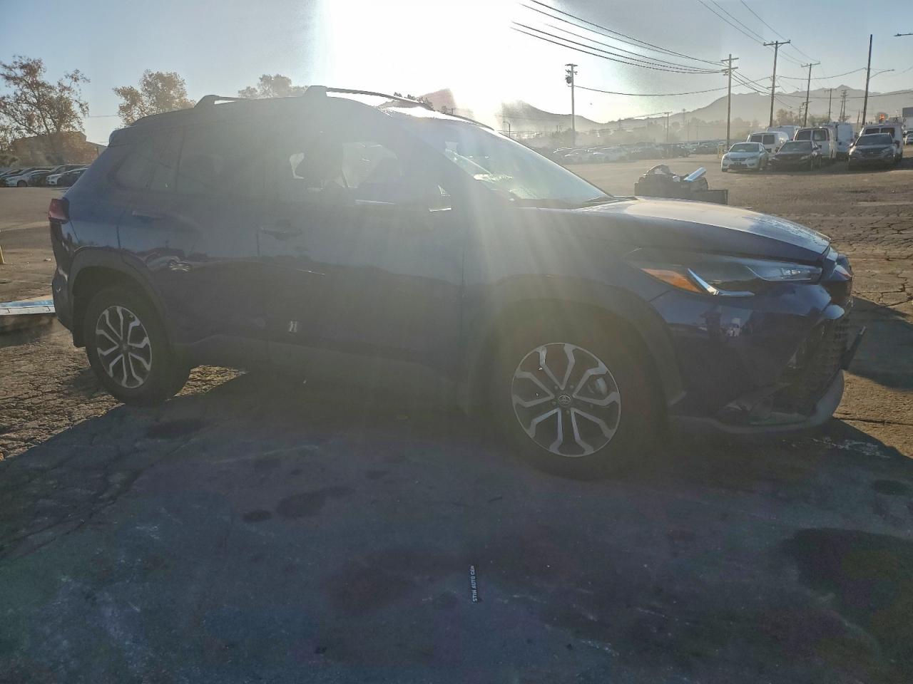 2023 TOYOTA COROLLA CROSS LE photo 10