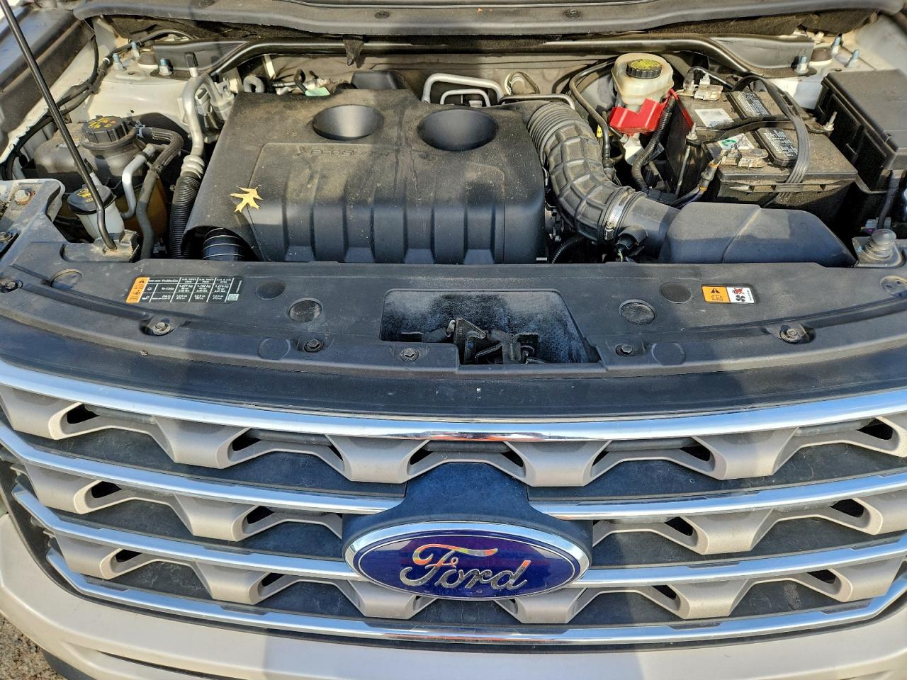 2017 FORD EXPLORER XLT photo 12