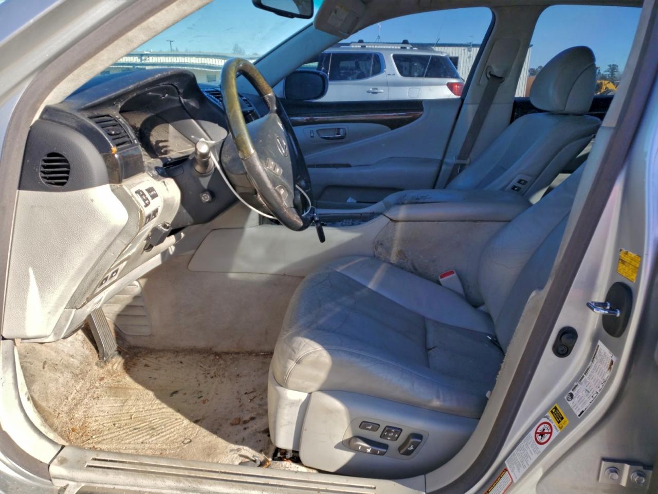 2007 LEXUS LS 460L photo 13