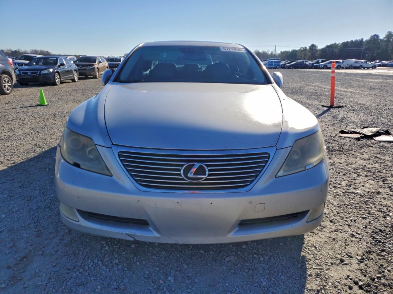 2007 LEXUS LS 460L photo 9