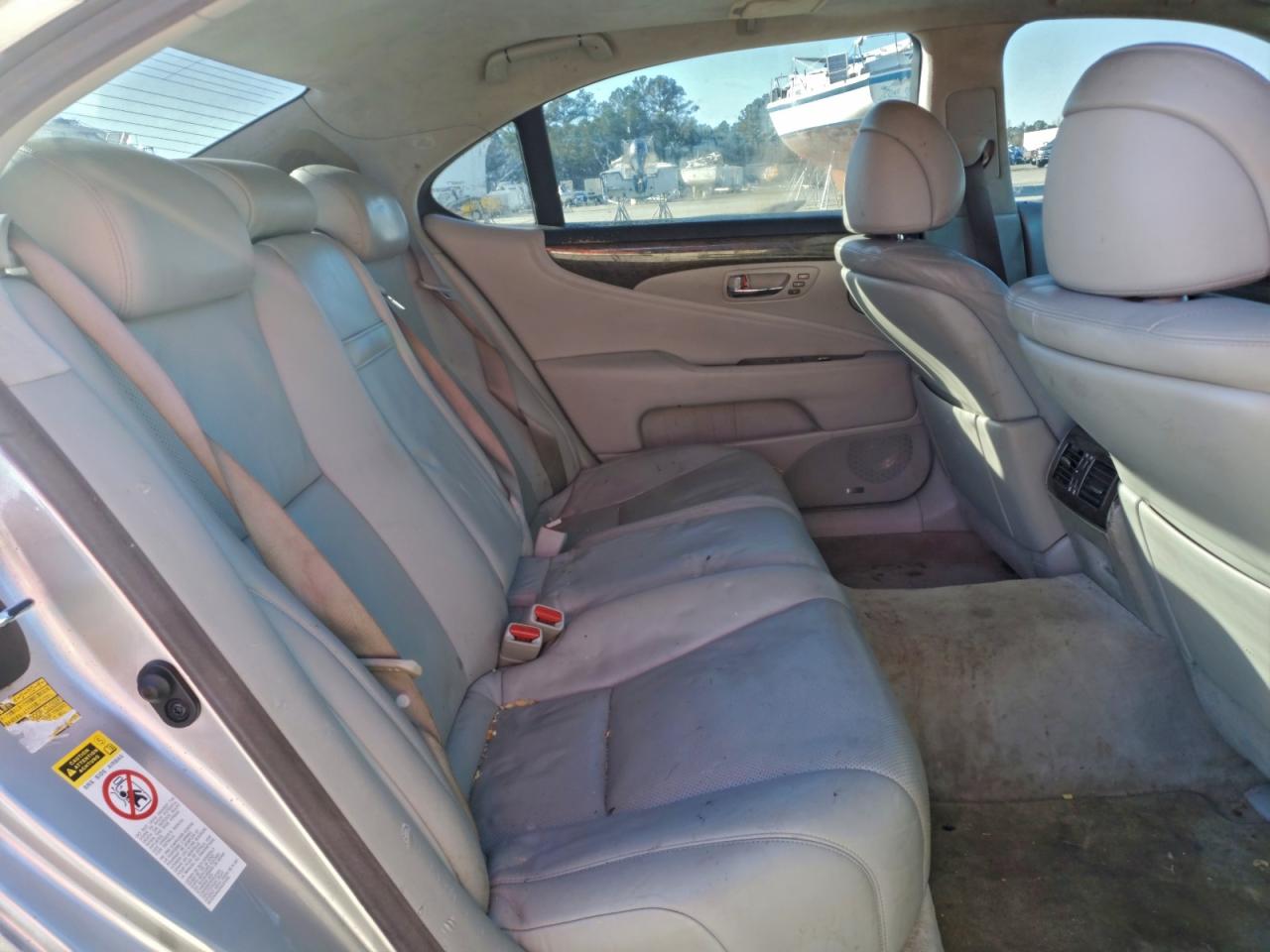 2007 LEXUS LS 460L photo 19