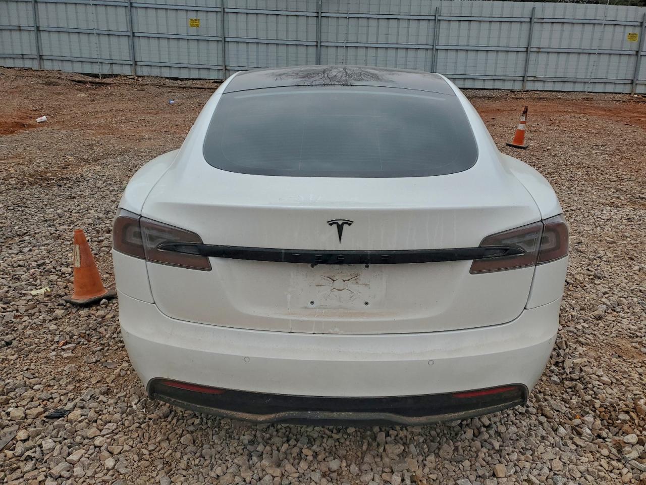 2022 TESLA MODEL S photo 6