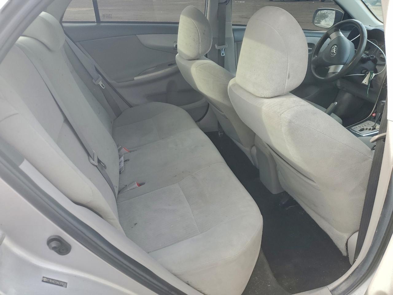2010 TOYOTA COROLLA BASE photo 10
