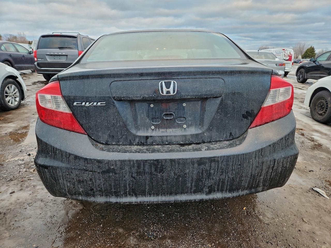 2012 HONDA CIVIC LX photo 6