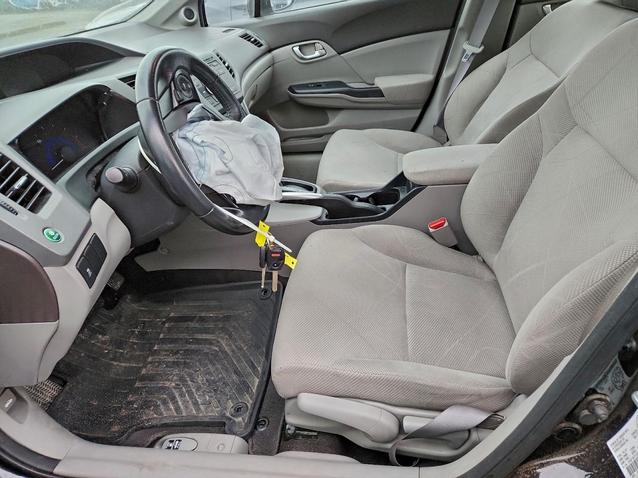 2012 HONDA CIVIC LX photo 7