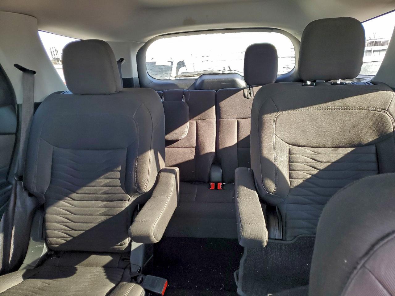 2020 FORD EXPLORER XLT photo 10