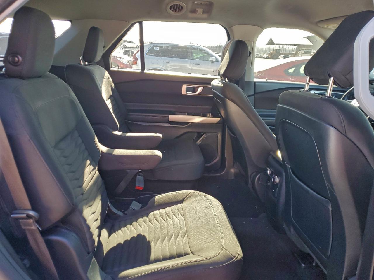 2020 FORD EXPLORER XLT photo 11