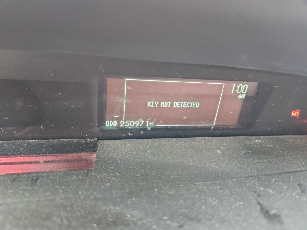 2014 TOYOTA PRIUS photo 17