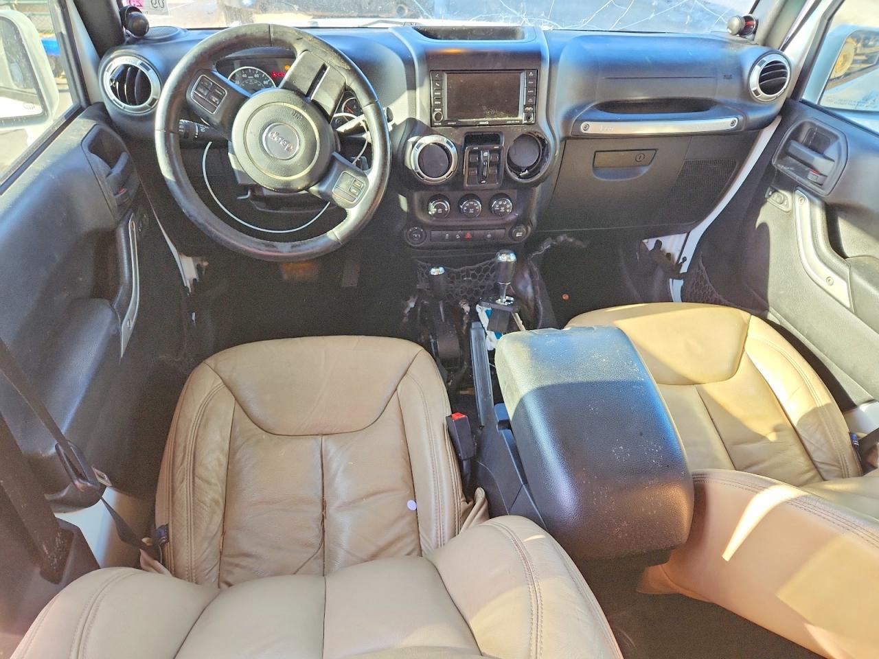 2015 JEEP WRANGLER UNLIMITED SAHARA photo 15