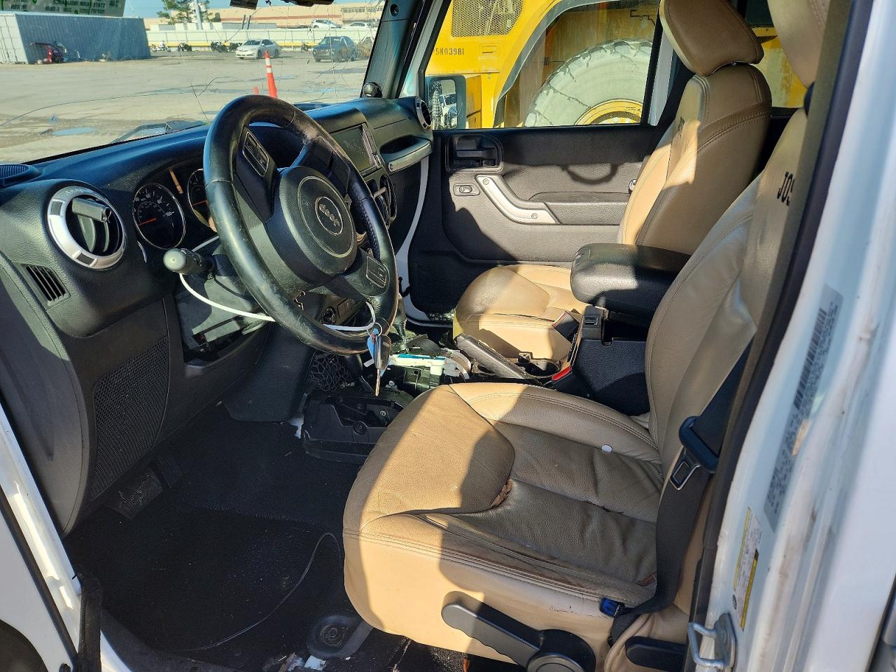 2015 JEEP WRANGLER UNLIMITED SAHARA photo 13