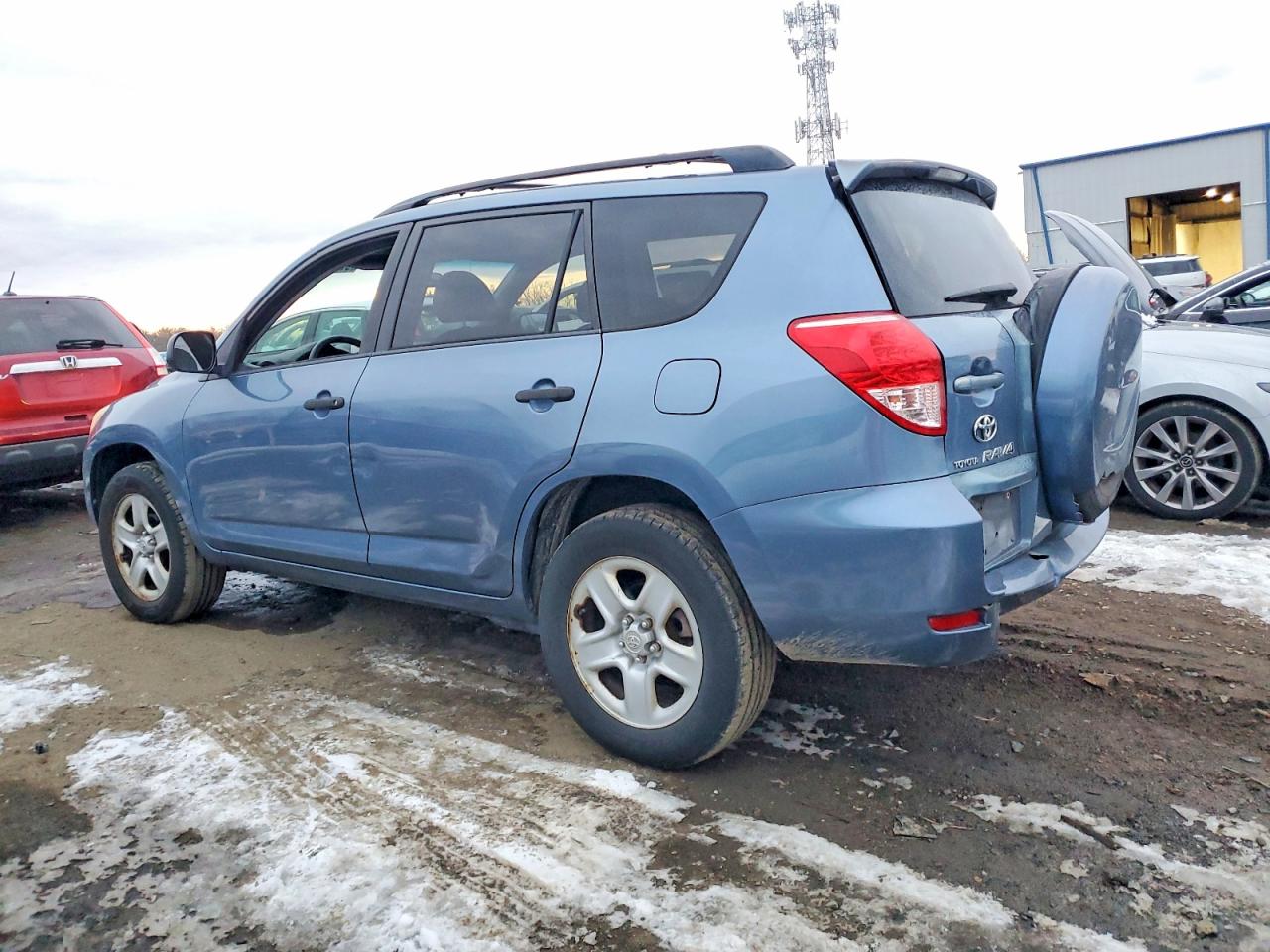2007 TOYOTA RAV4 photo 2