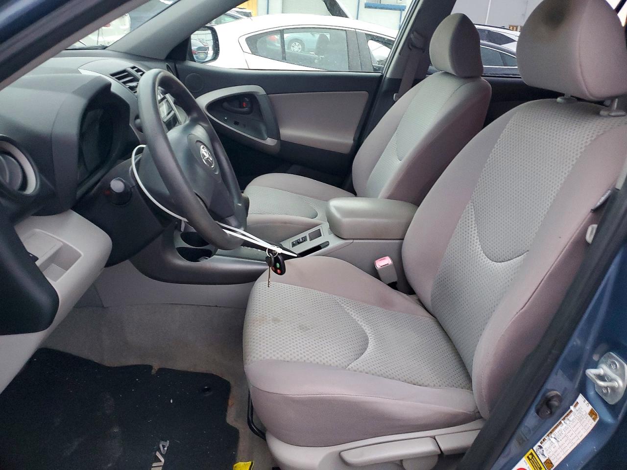 2007 TOYOTA RAV4 photo 7